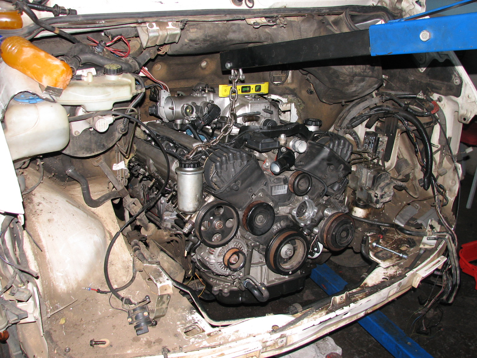 LEXUS 1UZ FE V8 ENGINE IN VW LT 46